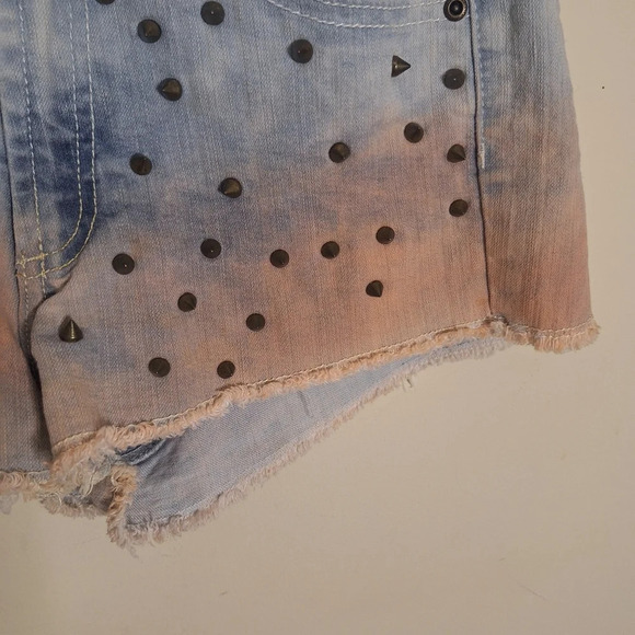 Bluenotes ombre raw hem studded high waist denim shorts SZ 27 - Picture 5 of 8